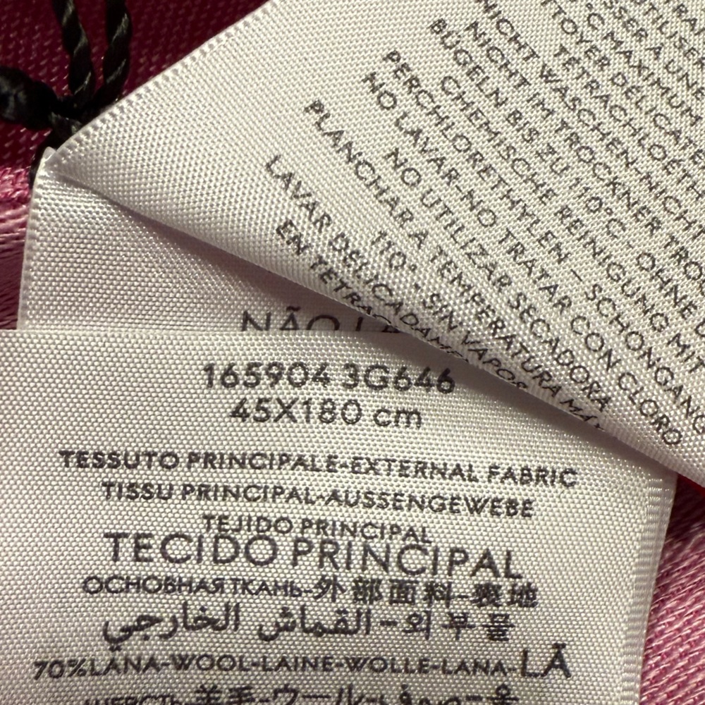 Gucci NWTS monogram GG pink silk/wool scarf - Picture 6 of 11